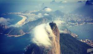 Nuvens sobre a Mata Atlântica do Brasil